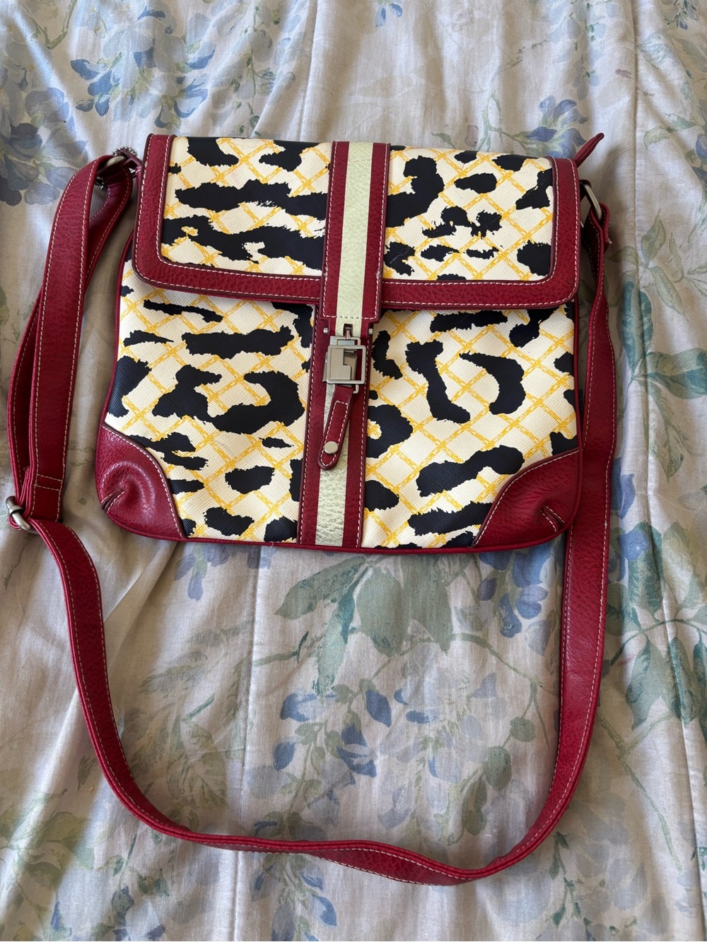 Vintage Leopard yellow print crossbody messenger style bag